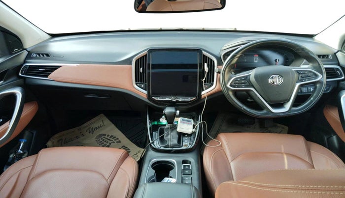 2021 MG HECTOR PLUS SHARP 1.5 PETROL TURBO CVT 6-STR, Petrol, Automatic, 42,467 km, interior