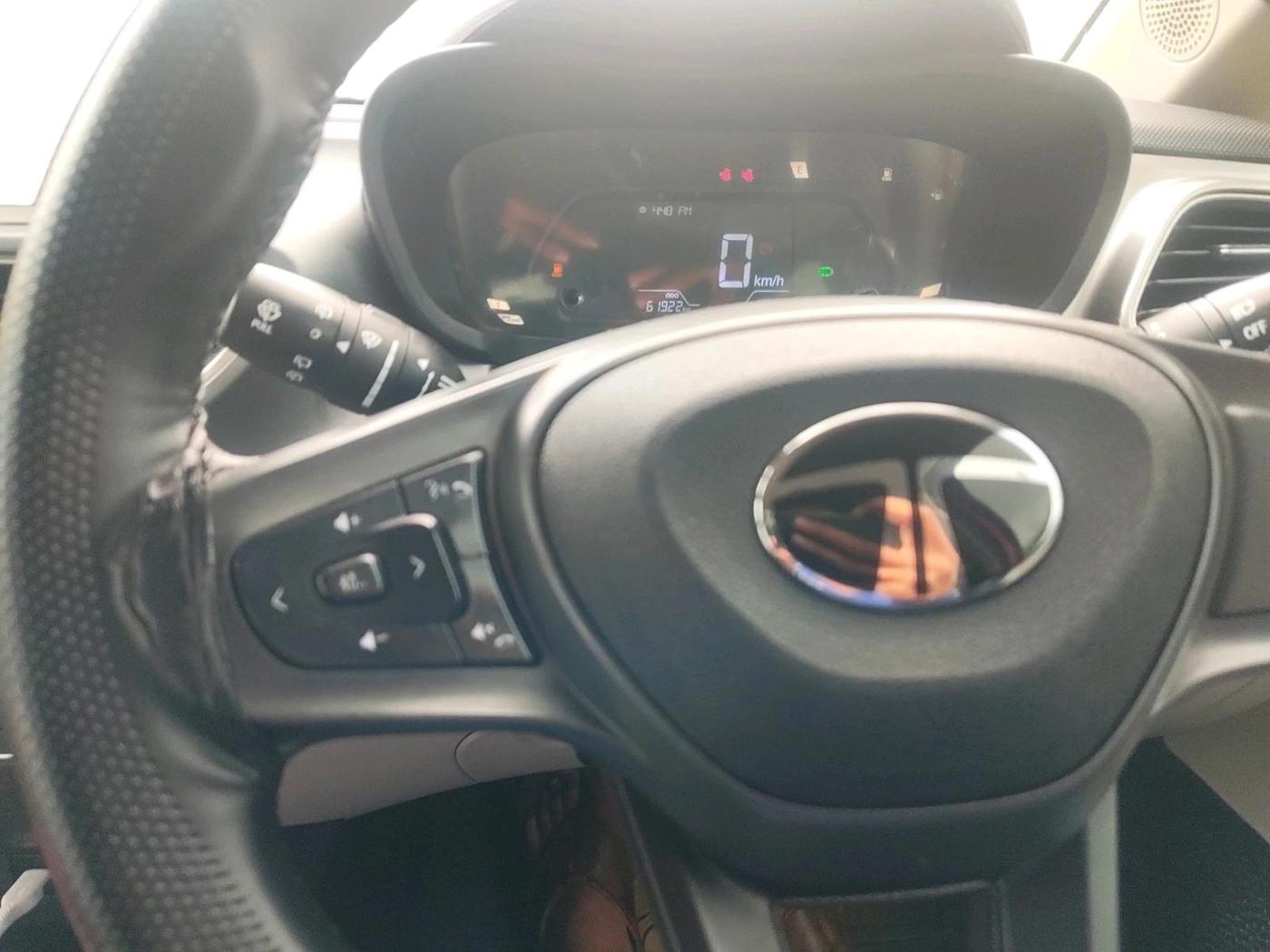 2024 Tata ALTROZ XZ CNG, CNG, Manual, 61,922 km, interior