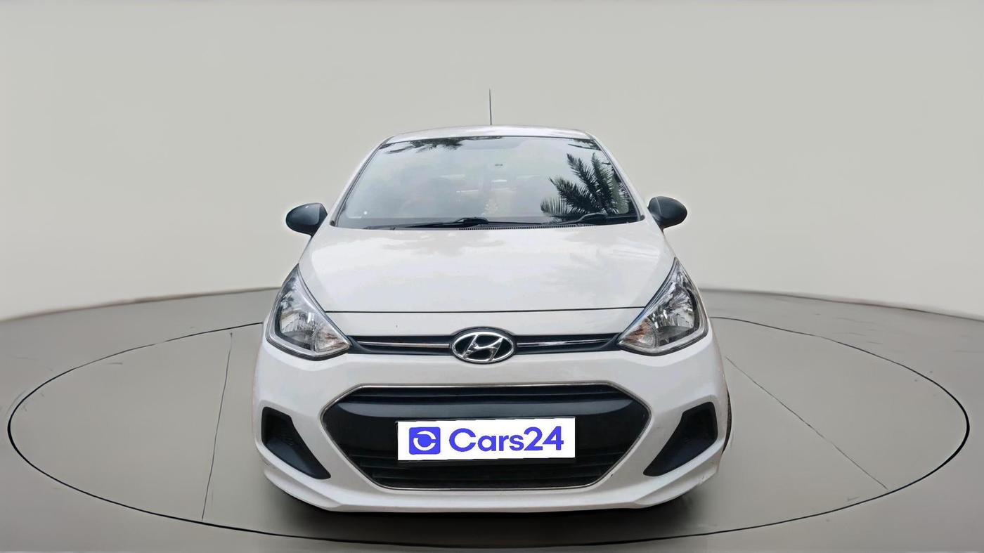 2016 Hyundai Xcent BASE 1.2, Petrol, Manual, 1,15,903 km, exterior