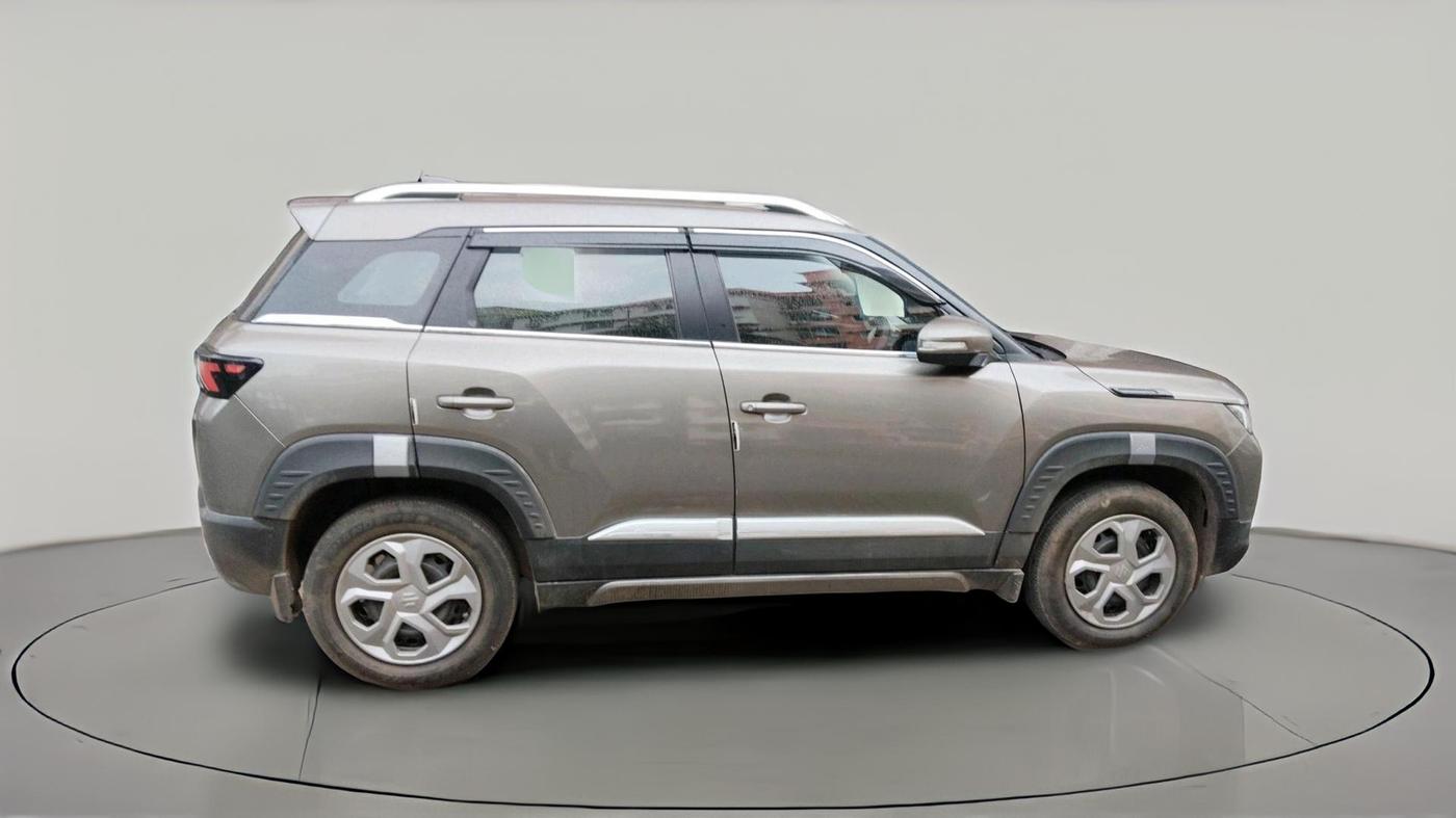 2023 Maruti BREZZA VXI SMART HYBRID, Petrol, Manual, 31,377 km, exterior