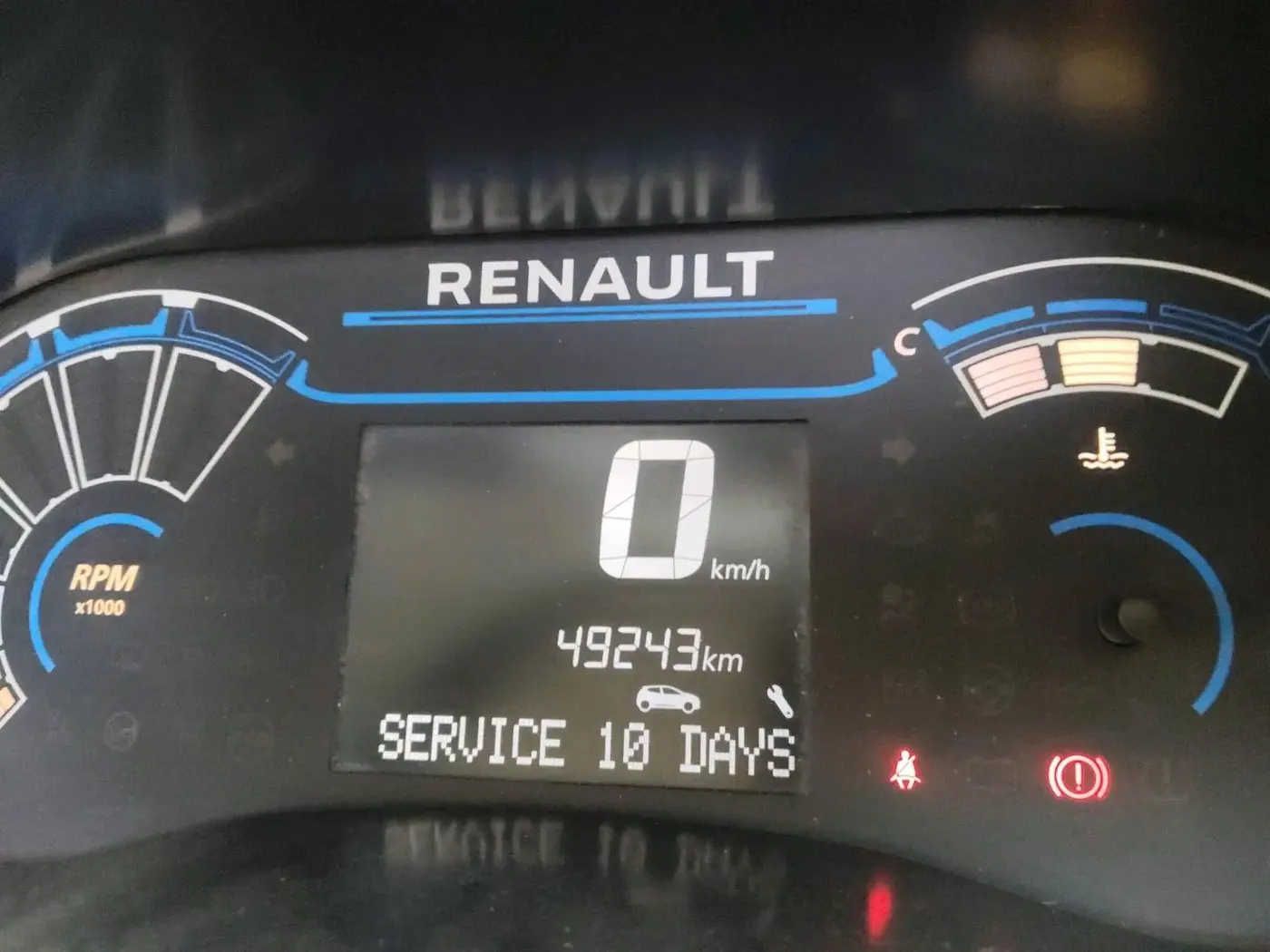 2020 Renault TRIBER RXZ, Petrol, Manual, 49,243 km, interior