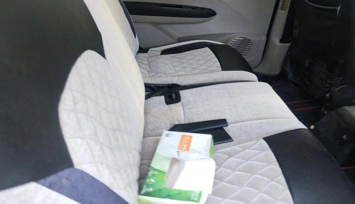 2020 Renault TRIBER RXZ, Petrol, Manual, 49,243 km, interior