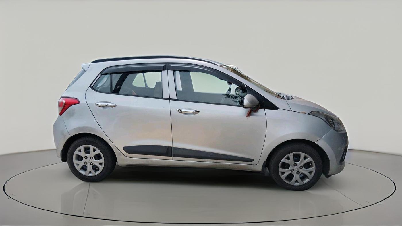 2015 Hyundai Grand i10 SPORTZ 1.2 KAPPA VTVT, Petrol, Manual, 73,204 km, exterior