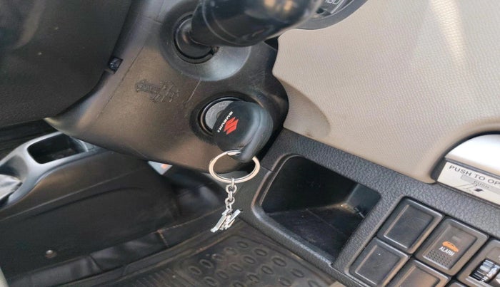 2014 Maruti Wagon R 1.0 VXI, Petrol, Manual, 83,398 km, interior