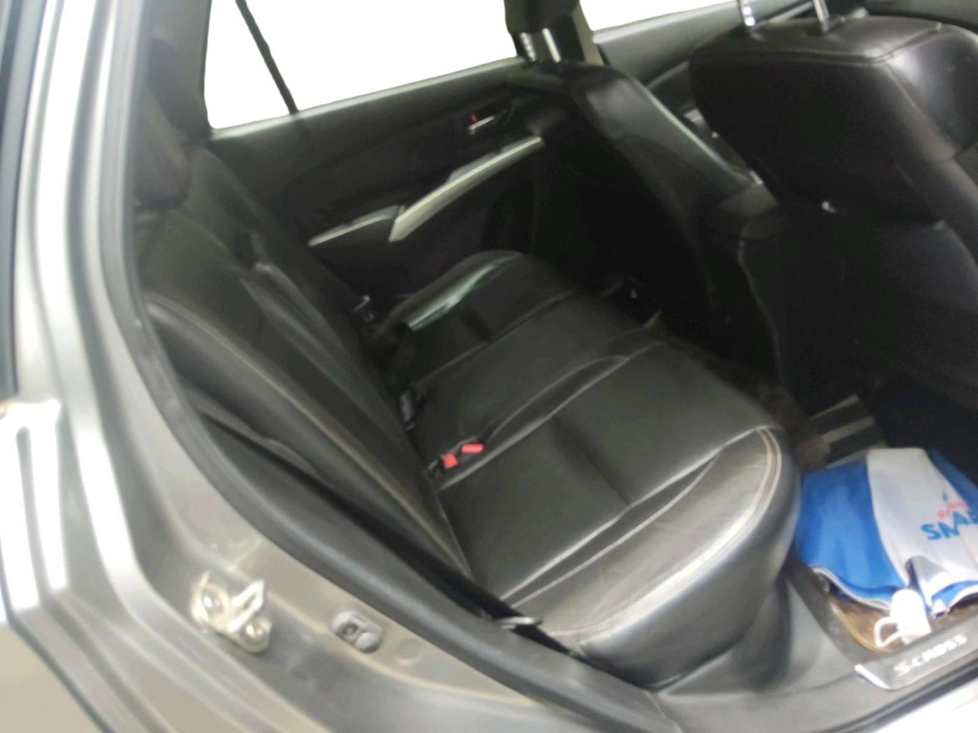 2016 Maruti S Cross ALPHA 1.3, Diesel, Manual, 1,55,186 km, interior