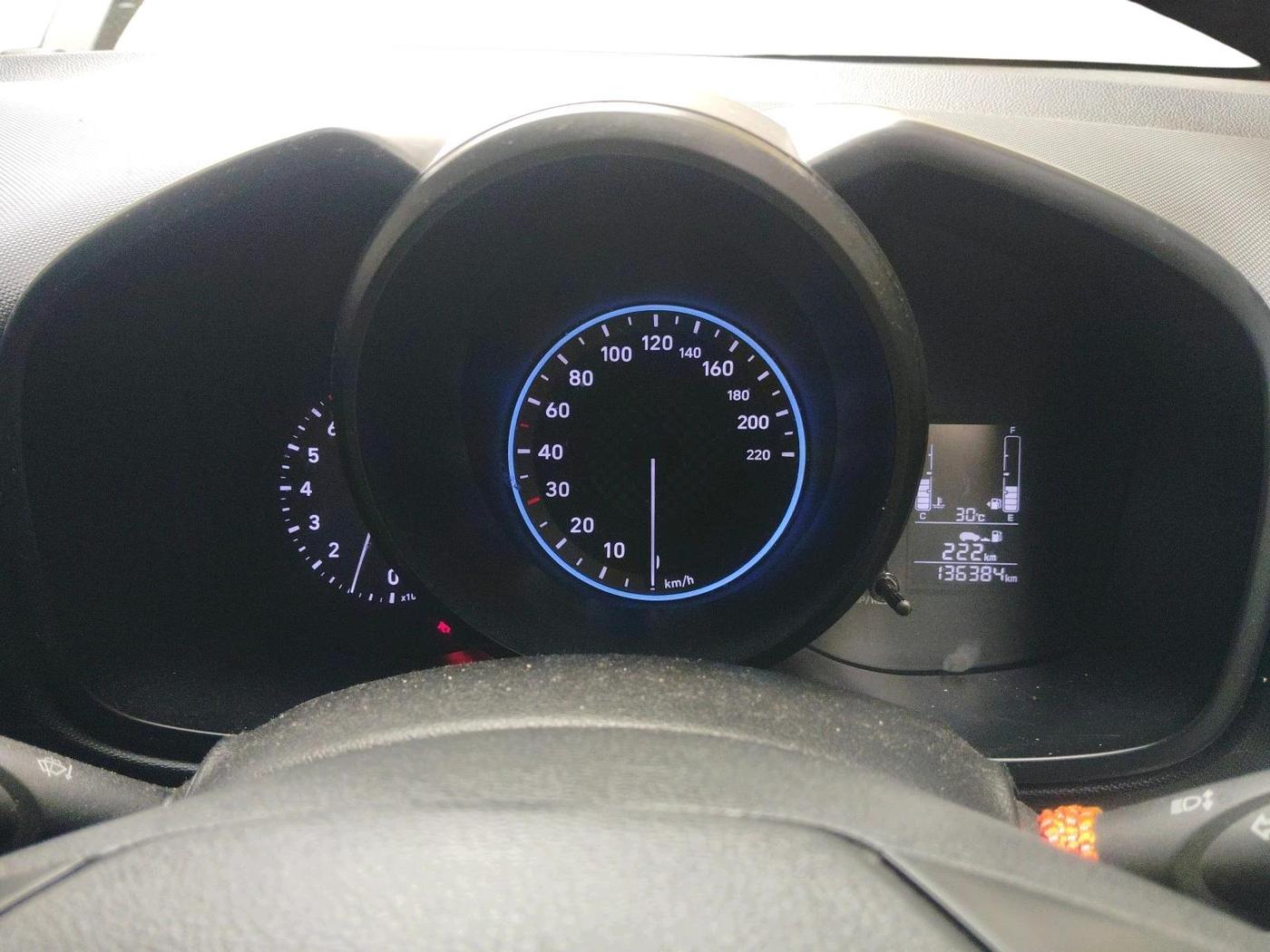 2019 Hyundai VENUE SX 1.0 TURBO, Petrol, Manual, 1,36,384 km, interior