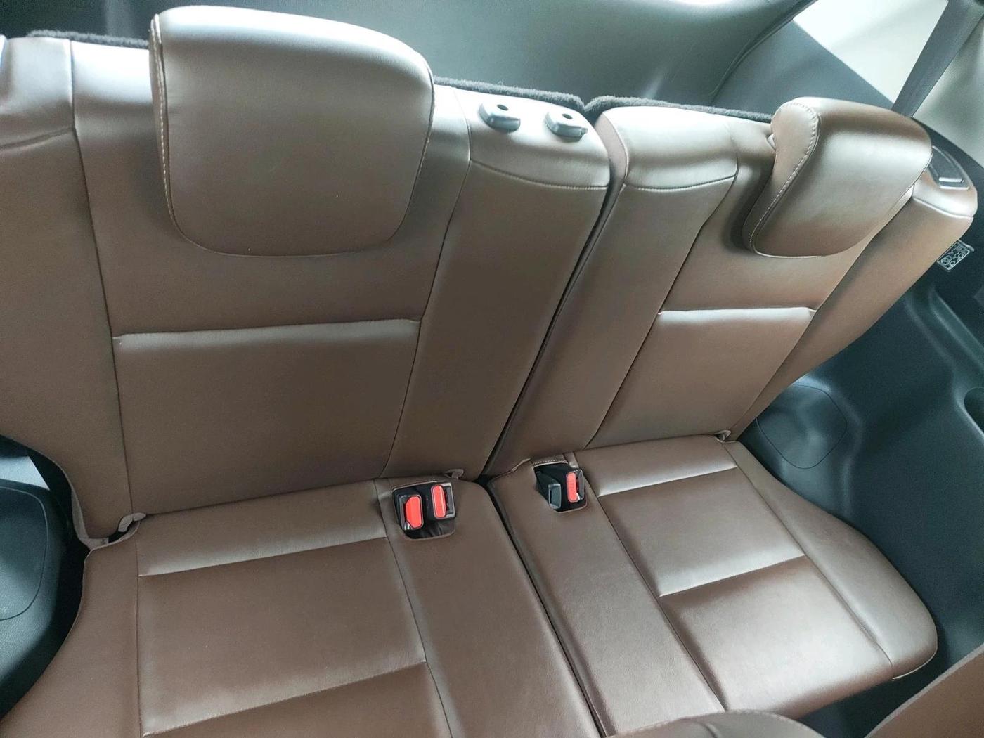 2024 Toyota INNOVA HYCROSS ZX HYBRID 7 STR, Hybrid, Automatic, 42,218 km, interior