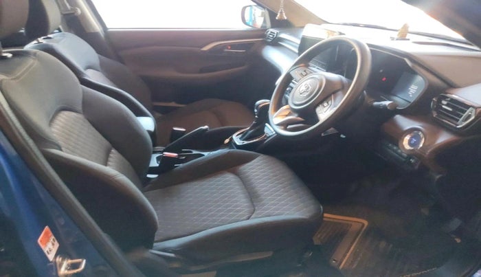 2024 Toyota URBAN CRUISER HYRYDER G HYBRID, Hybrid, Automatic, 16,564 km, interior