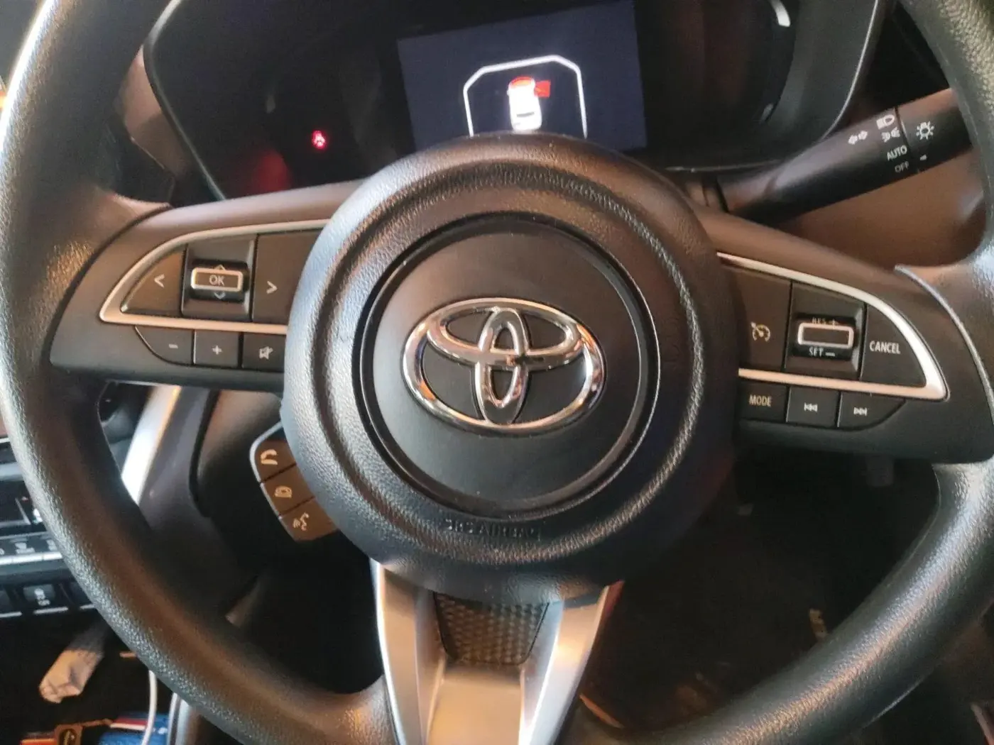 2024 Toyota URBAN CRUISER HYRYDER G HYBRID, Hybrid, Automatic, 16,564 km, interior