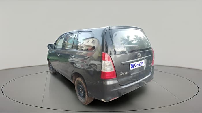 2012 Toyota Innova 2.5 G 7 STR, Diesel, Manual, 2,12,770 km, exterior