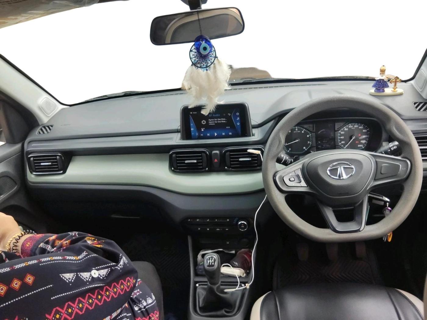 2022 Tata PUNCH ADVENTURE MT, Petrol, Manual, 40,166 km, interior
