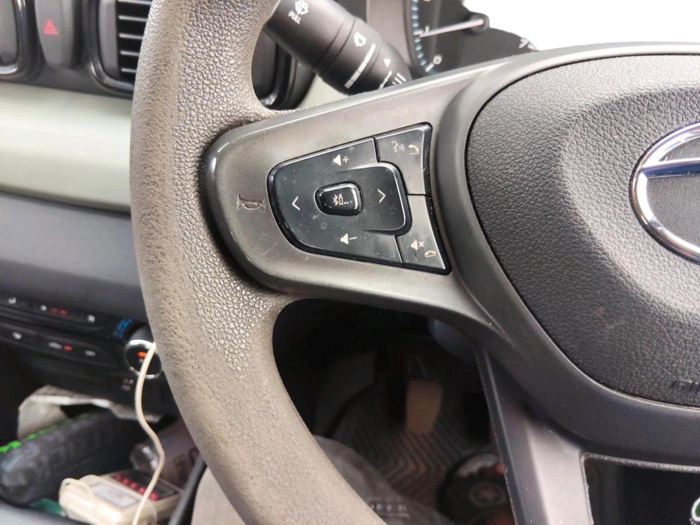 2022 Tata PUNCH ADVENTURE MT, Petrol, Manual, 40,166 km, interior