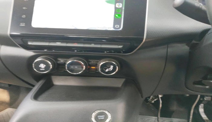 2023 Nissan MAGNITE XV PREMIUM, Petrol, Manual, 35,228 km, interior