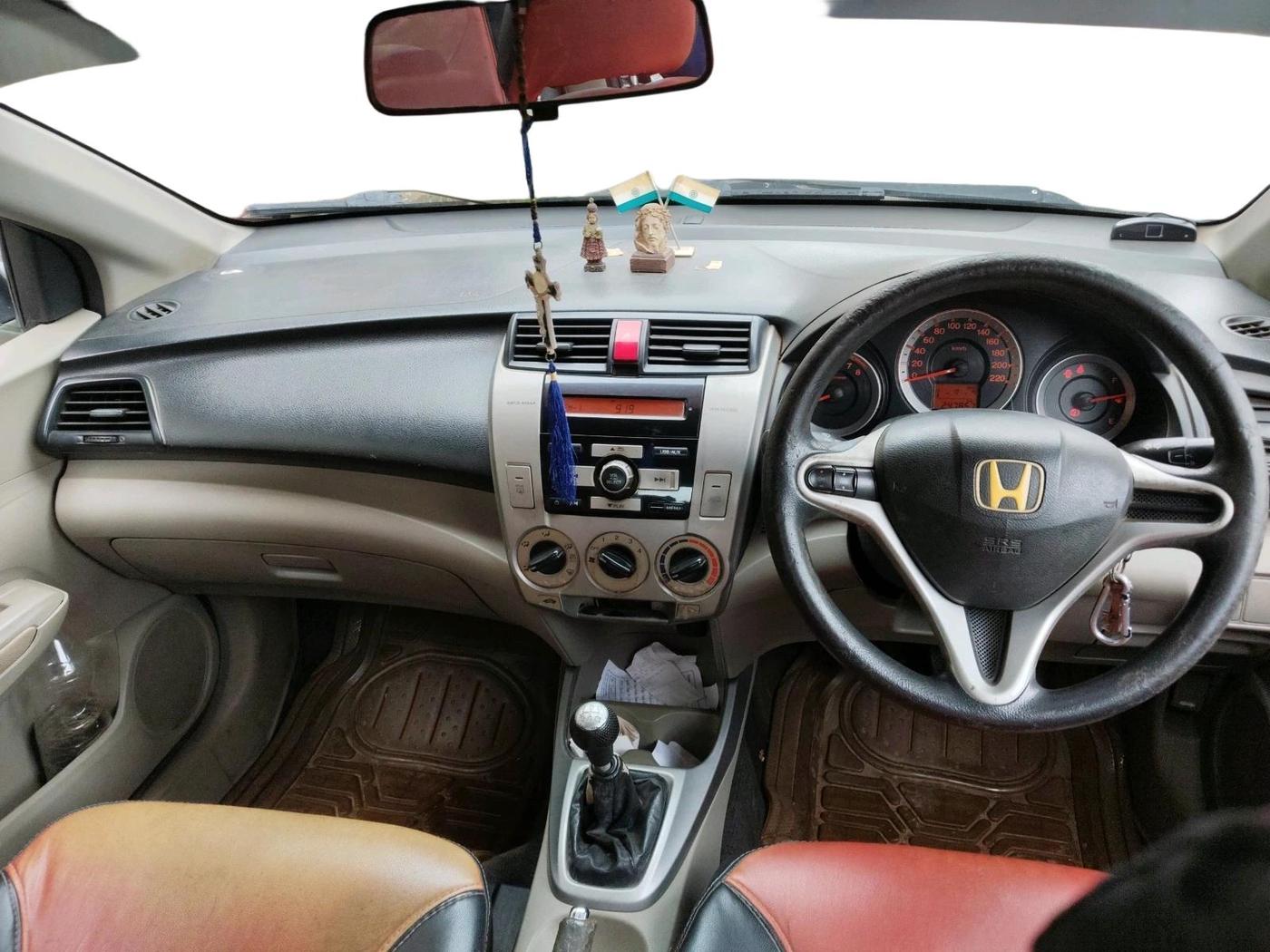 2009 Honda City 1.5L I-VTEC S MT, Petrol, Manual, 2,47,857 km, interior