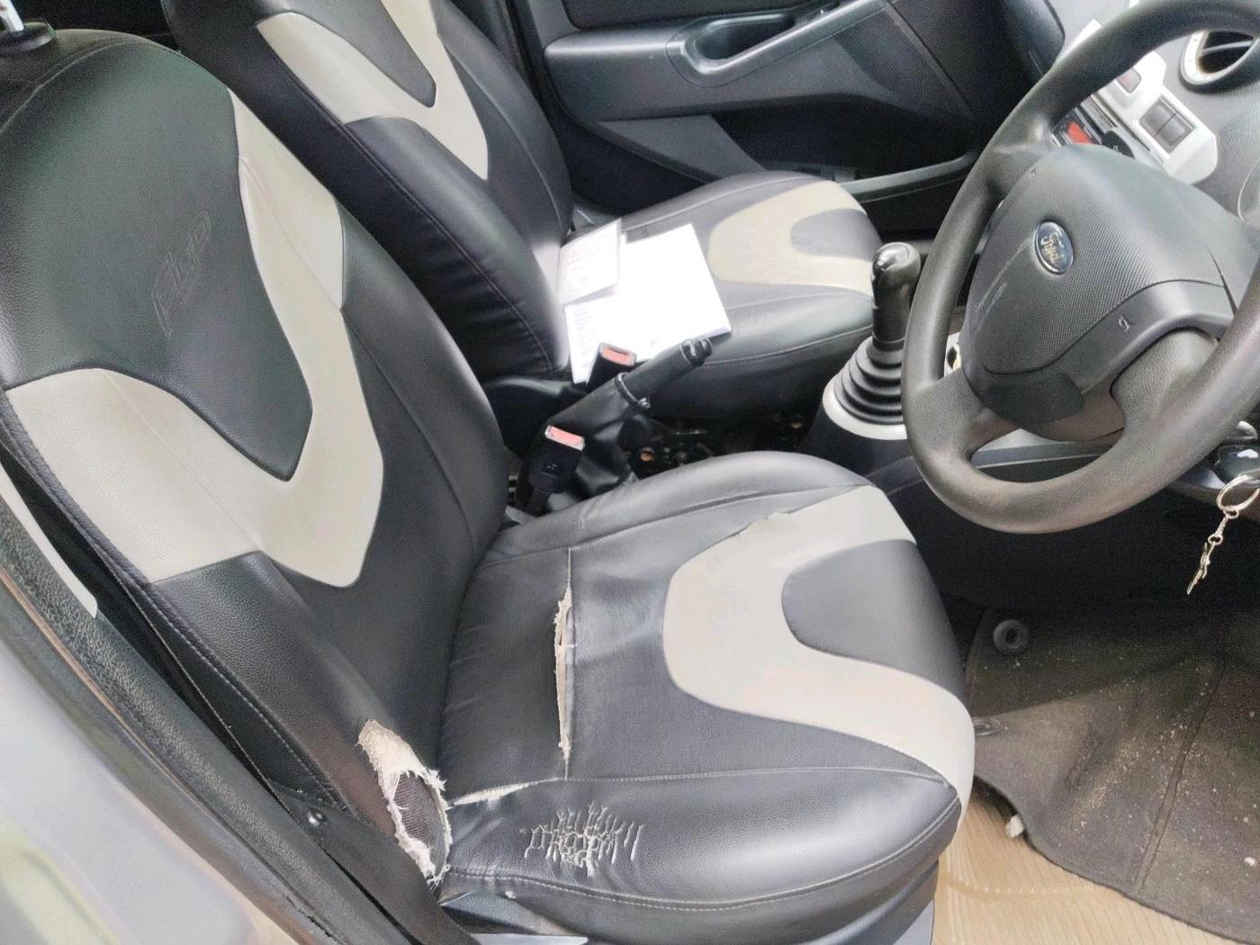 2012 Ford Figo EXI 1.4 DIESEL, Diesel, Manual, 2,31,669 km, interior