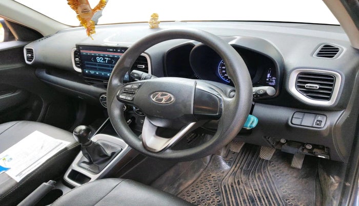 2020 Hyundai VENUE S 1.2, Petrol, Manual, 1,50,648 km, interior