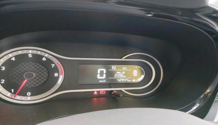 2020 Hyundai GRAND I10 NIOS SPORTZ AMT 1.2 KAPPA VTVT, Petrol, Automatic, 42,944 km, interior