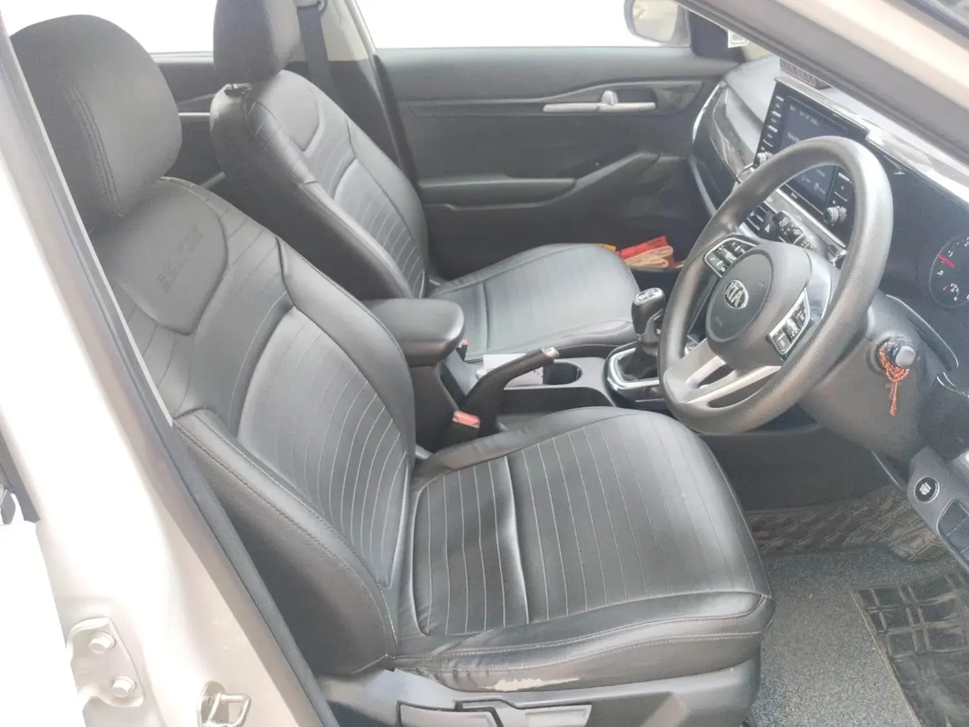 2021 KIA SELTOS HTK PLUS 1.5 DIESEL, Diesel, Manual, 1,16,559 km, interior