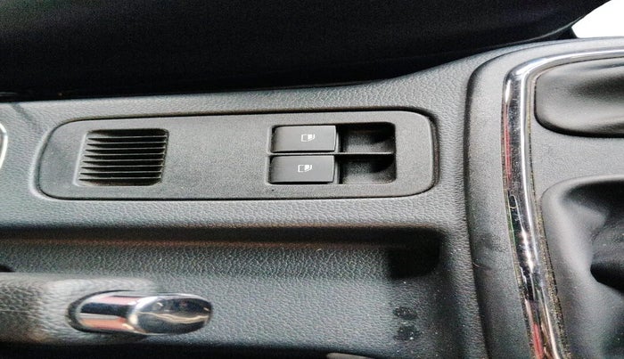 2022 Mahindra Thar LX HARD TOP 4WD MT, Diesel, Manual, 35,318 km, interior