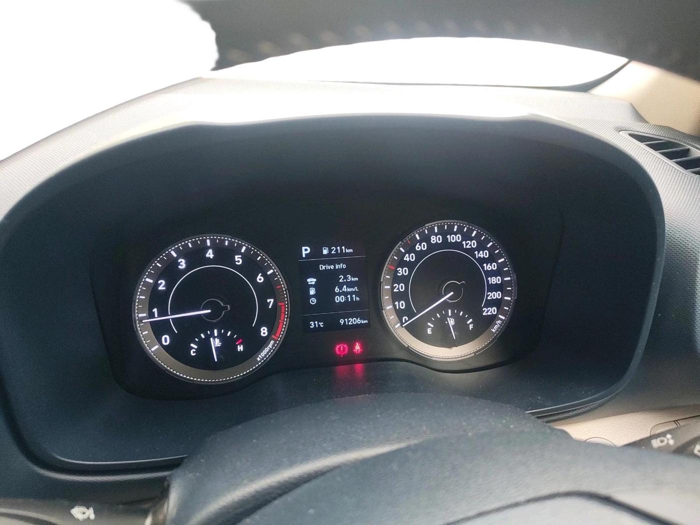 2019 Hyundai VENUE SX PLUS 1.0 TURBO DCT DUAL TONE, Petrol, Automatic, 91,206 km, interior