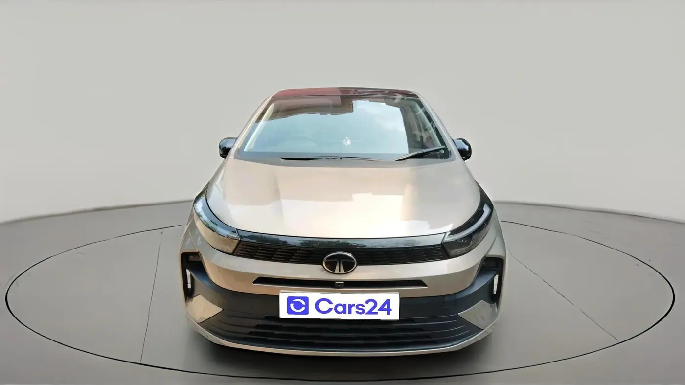 2025 Tata ALTROZ Accomplished Plus S Petrol 6DCT, Petrol, Automatic, 7,814 km, exterior