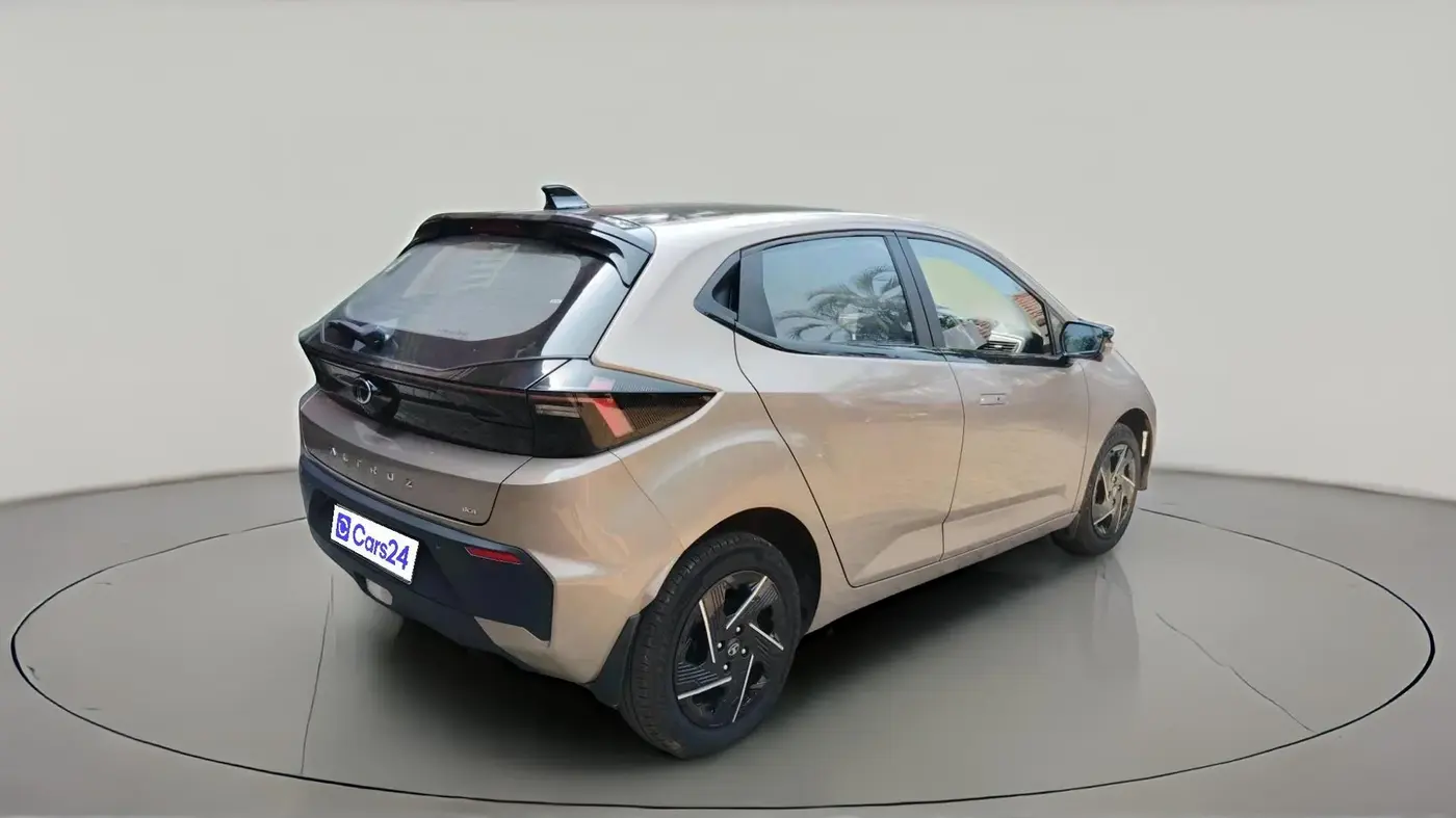 2025 Tata ALTROZ Accomplished Plus S Petrol 6DCT, Petrol, Automatic, 7,814 km, exterior