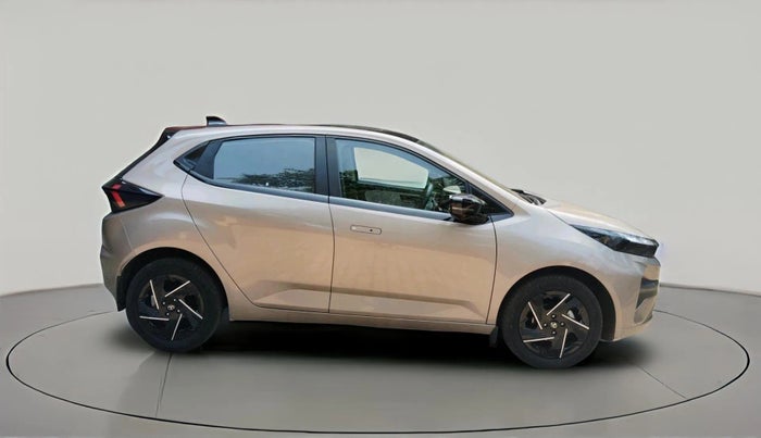 2025 Tata ALTROZ Accomplished Plus S Petrol 6DCT, Petrol, Automatic, 7,814 km, exterior