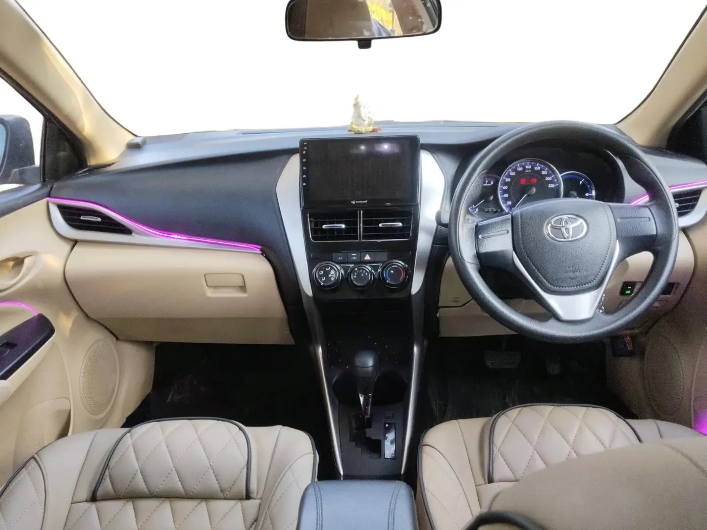 2020 Toyota YARIS J CVT, Petrol, Automatic, 89,809 km, interior