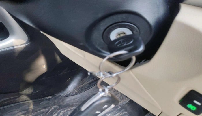 2020 Toyota YARIS J CVT, Petrol, Automatic, 89,809 km, interior