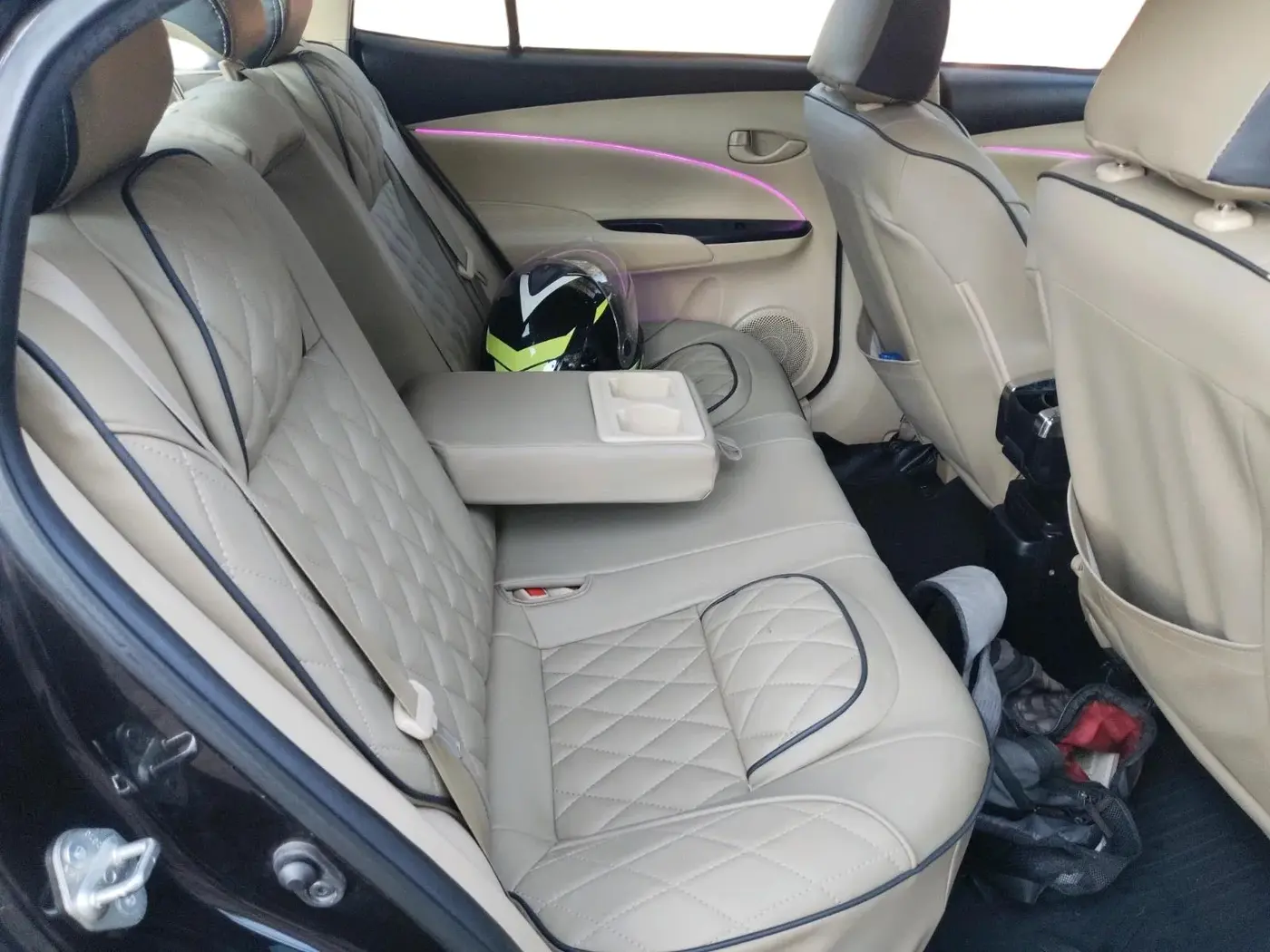 2020 Toyota YARIS J CVT, Petrol, Automatic, 89,809 km, interior