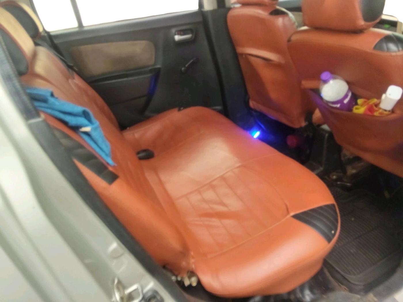 2017 Maruti Wagon R 1.0 LXI CNG, CNG, Manual, 2,55,965 km, interior