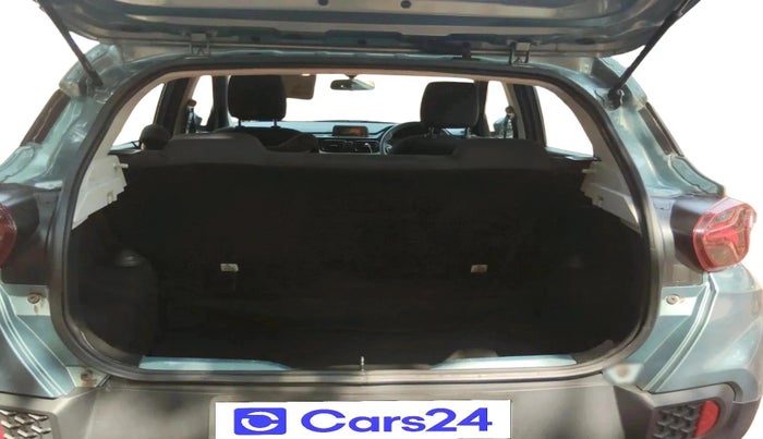 2022 Tata PUNCH ADVENTURE AMT, Petrol, Automatic, 25,146 km, exterior