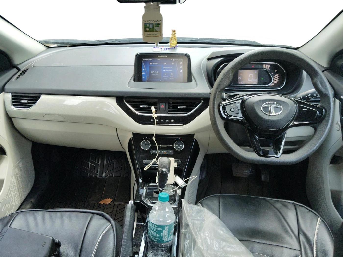 2021 Tata NEXON XZA PLUS PETROL, Petrol, Automatic, 24,756 km, interior