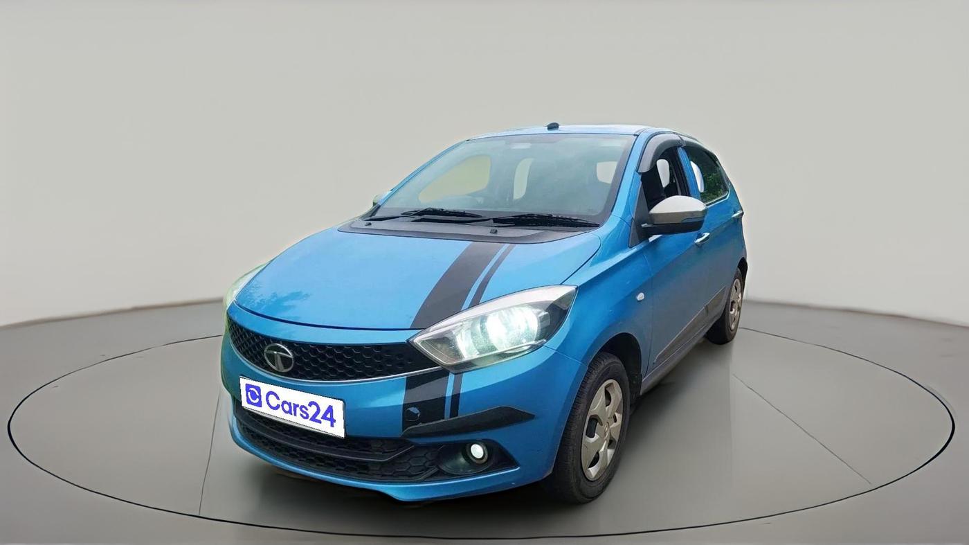 2017 Tata Tiago XT PETROL, Petrol, Manual, 1,16,002 km, exterior