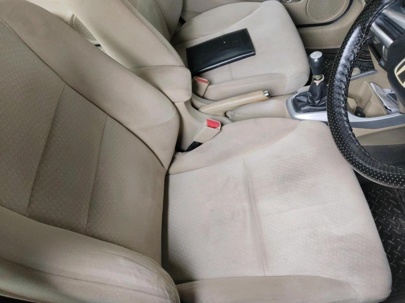 2011 Honda City 1.5L I-VTEC V MT, Petrol, Manual, 1,08,543 km, interior
