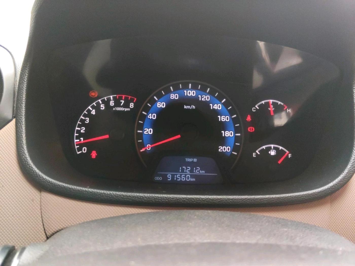 2018 Hyundai Xcent SX 1.2, Petrol, Manual, 91,560 km, interior
