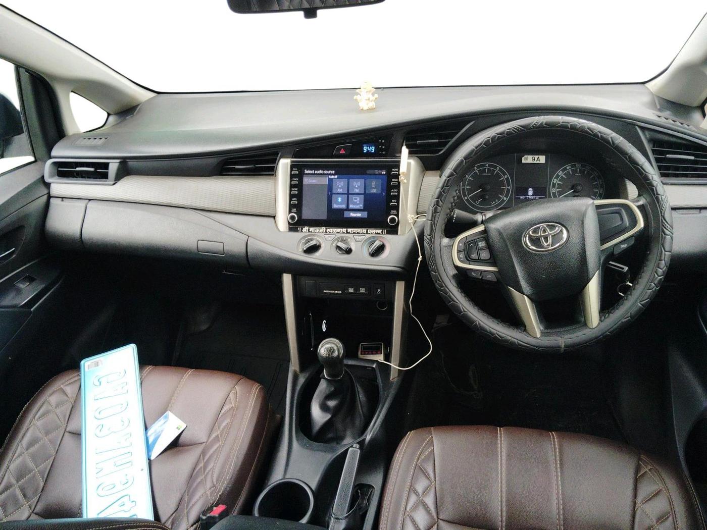 2022 Toyota Innova Crysta 2.7 GX 8 STR, Petrol, Manual, 77,061 km, interior