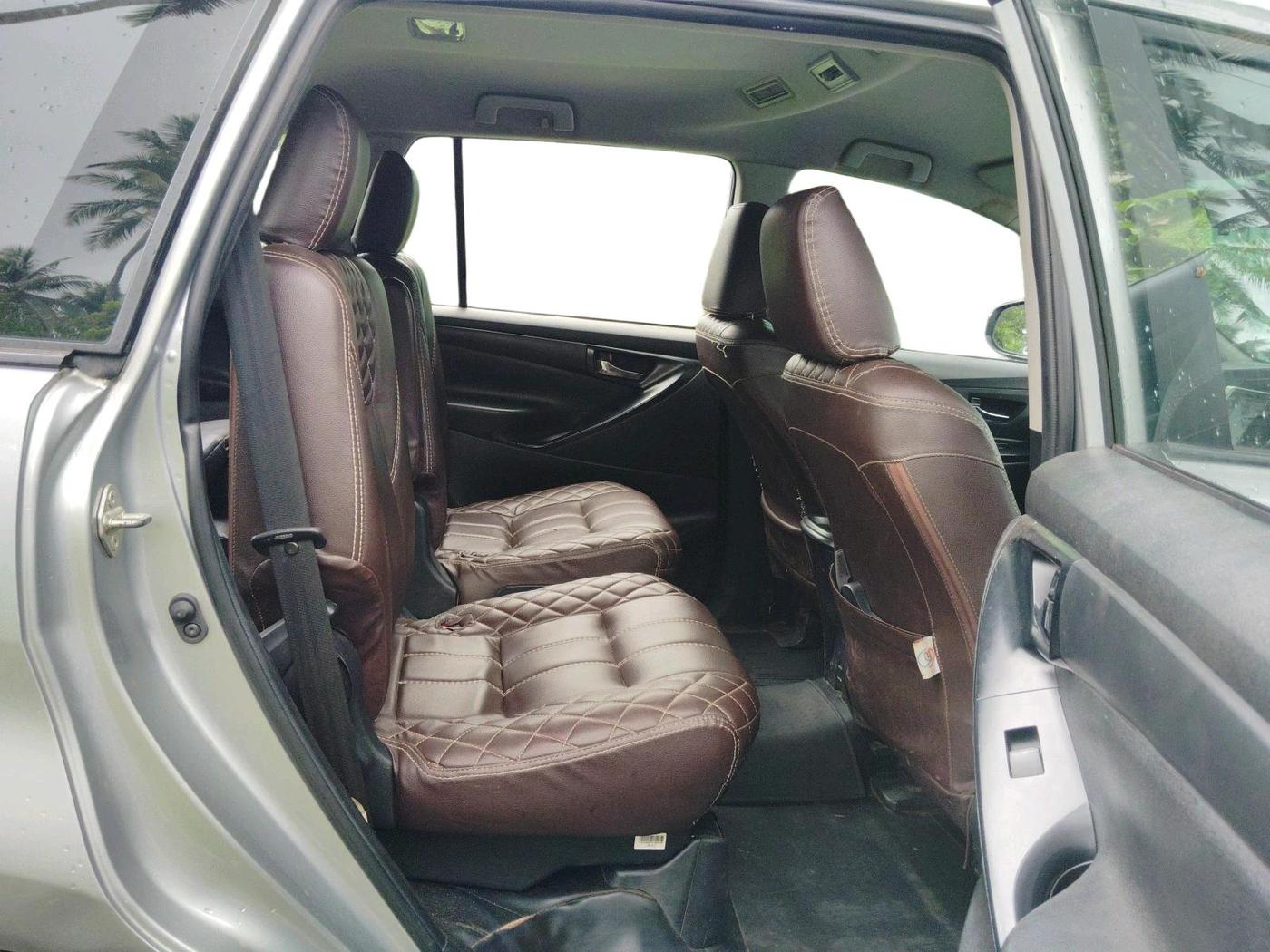 2022 Toyota Innova Crysta 2.7 GX 8 STR, Petrol, Manual, 77,061 km, interior