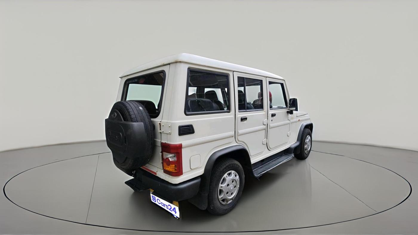 2016 Mahindra Bolero SLE BS IV, Diesel, Manual, 1,41,357 km, exterior