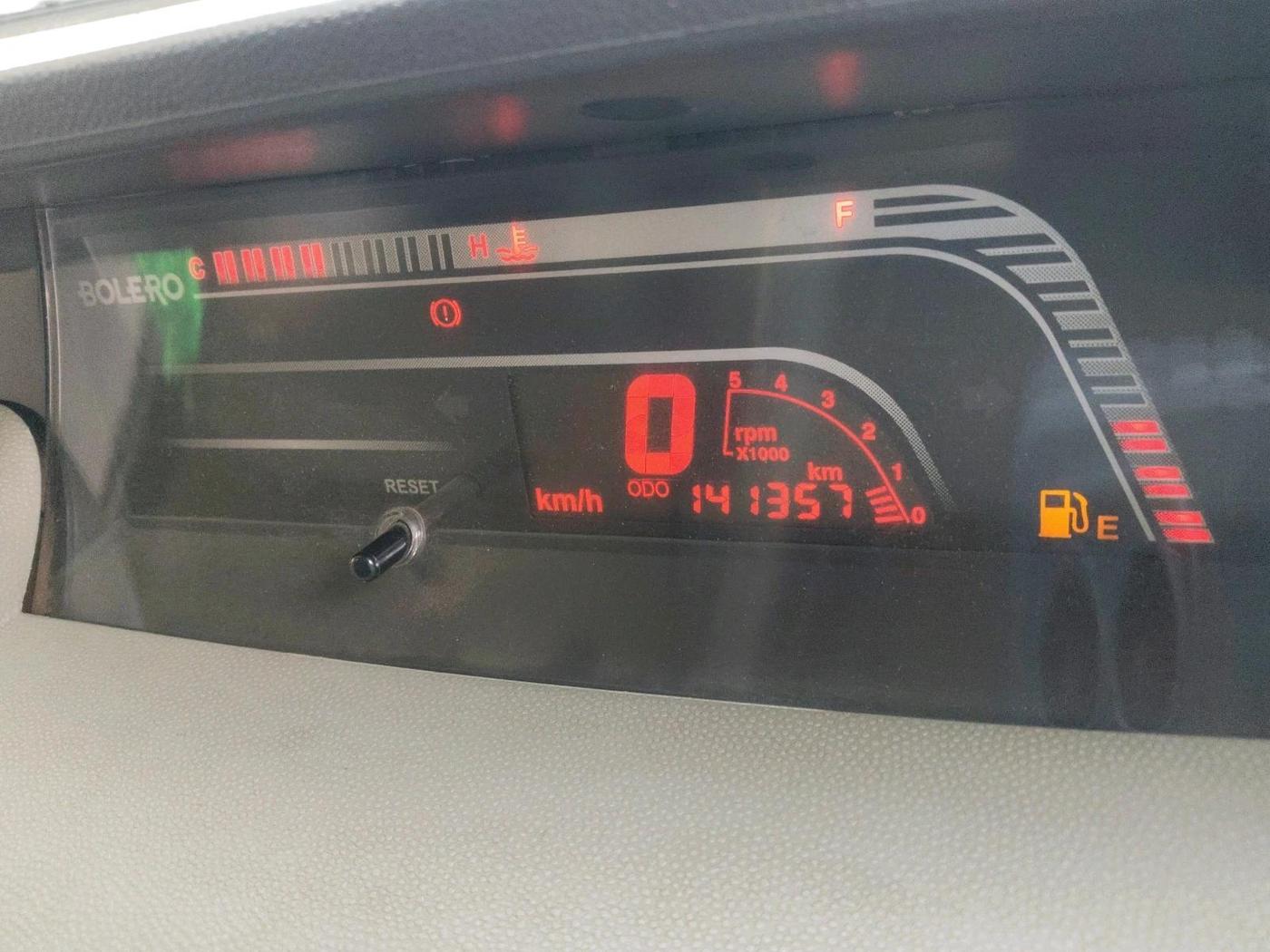 2016 Mahindra Bolero SLE BS IV, Diesel, Manual, 1,41,357 km, interior