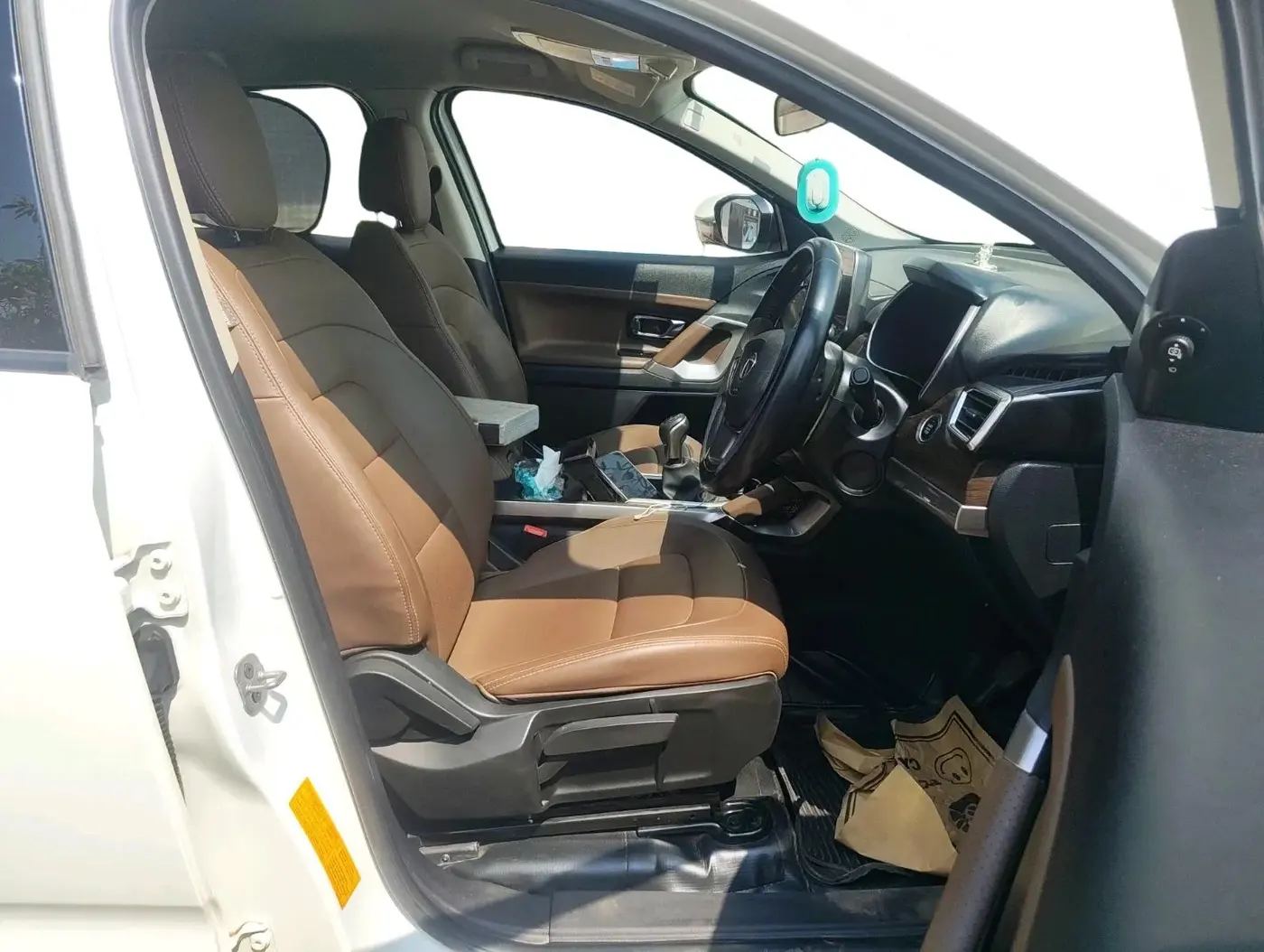 2022 Tata Harrier XZ 2.0L, Diesel, Manual, 28,661 km, interior