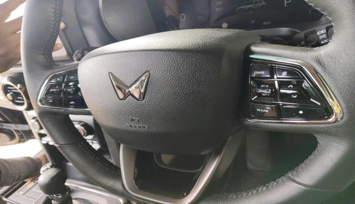 2025 Mahindra Thar Roxx AX5 L Diesel AT 4WD, Diesel, Automatic, 8,122 km, interior