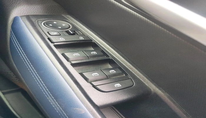 2025 KIA SONET HTK Plus (O) 1.2 Petrol MT, Petrol, Manual, 11,950 km, interior