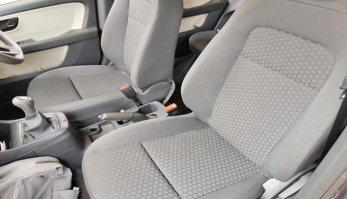 2022 Tata ALTROZ XM PLUS PETROL, Petrol, Manual, 20,303 km, interior