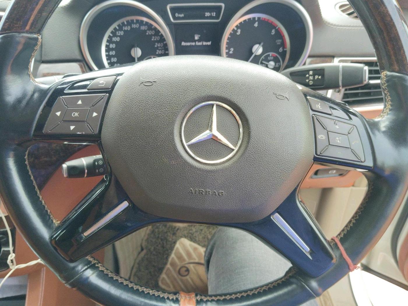 2015 Mercedes Benz GL Class 350 CDI 4Matic, Diesel, Automatic, 1,12,380 km, interior