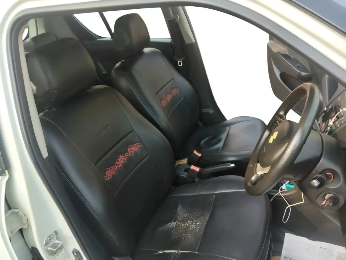 2014 Maruti Swift ZXI, Petrol, Manual, 88,015 km, interior