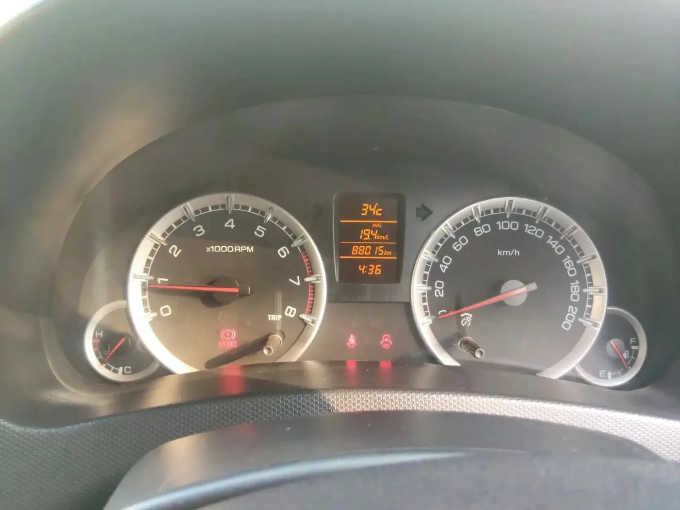 2014 Maruti Swift ZXI, Petrol, Manual, 88,015 km, interior
