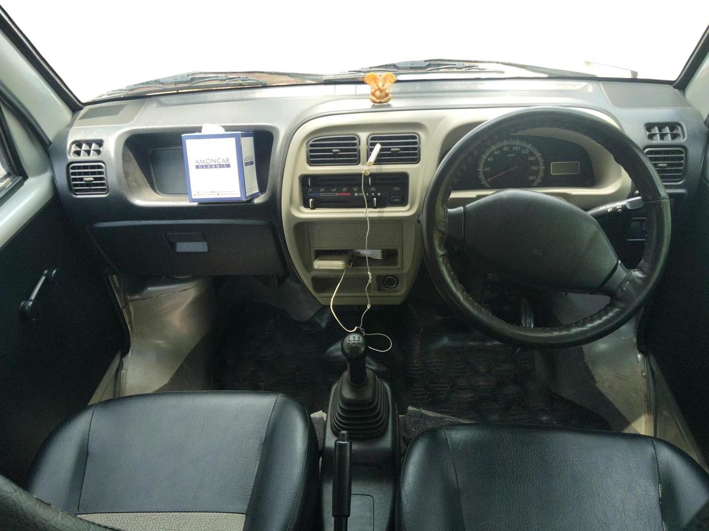 2017 Maruti Eeco 5 STR WITH A/C+HTR, Petrol, Manual, 38,285 km, interior