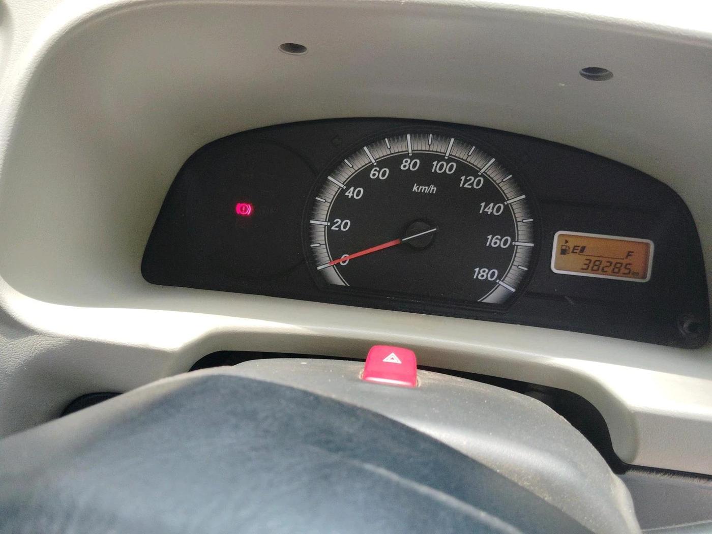 2017 Maruti Eeco 5 STR WITH A/C+HTR, Petrol, Manual, 38,285 km, interior