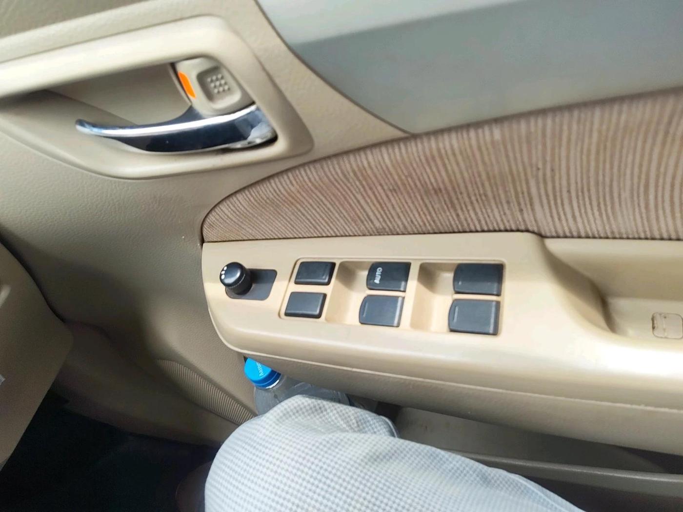 2014 Maruti Ertiga VXI, Petrol, Manual, 1,00,826 km, interior
